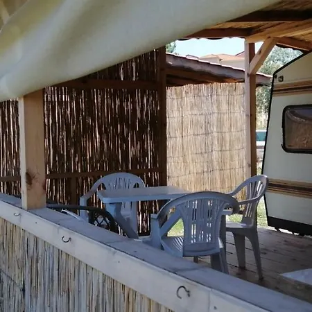 Каравани Под Наем Градина Campsite Sozopol