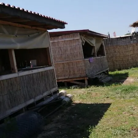 Campsite Каравани Под Наем Градина Sozopol
