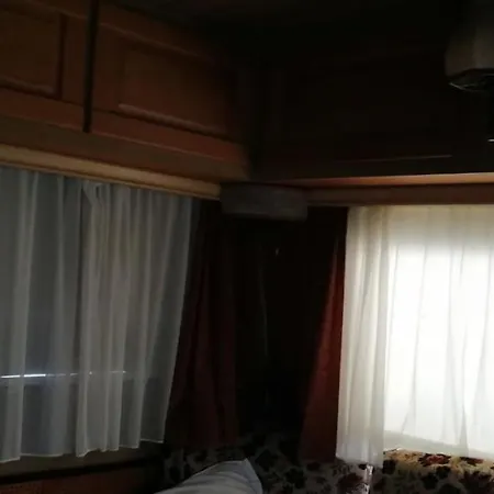 Каравани Под Наем Градина Campsite Sozopol