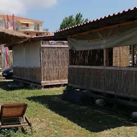 Каравани Под Наем Градина Campsite Sozopol